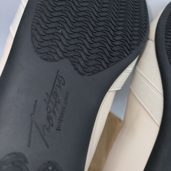 Trotters Stella Ballet Flats Women’s Ivory Slip-On Comfort Shoes 8W Square toe - Picture 11 of 11